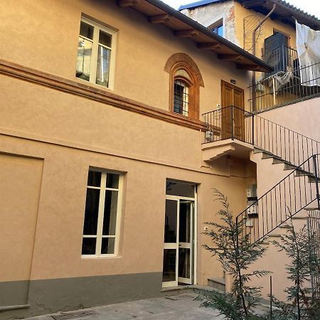 פינרולו Maschera Di Ferro Appartamento In Centro Storico מראה חיצוני תמונה